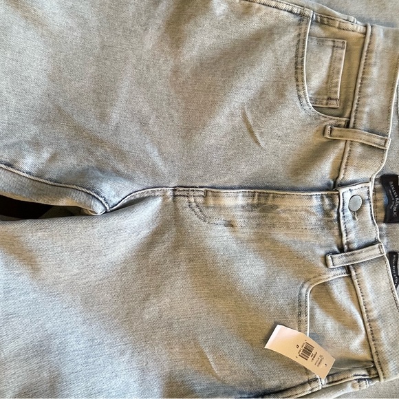 NWT Banana Republic High Rise Crop bootcut ladies jeans - Picture 10 of 11